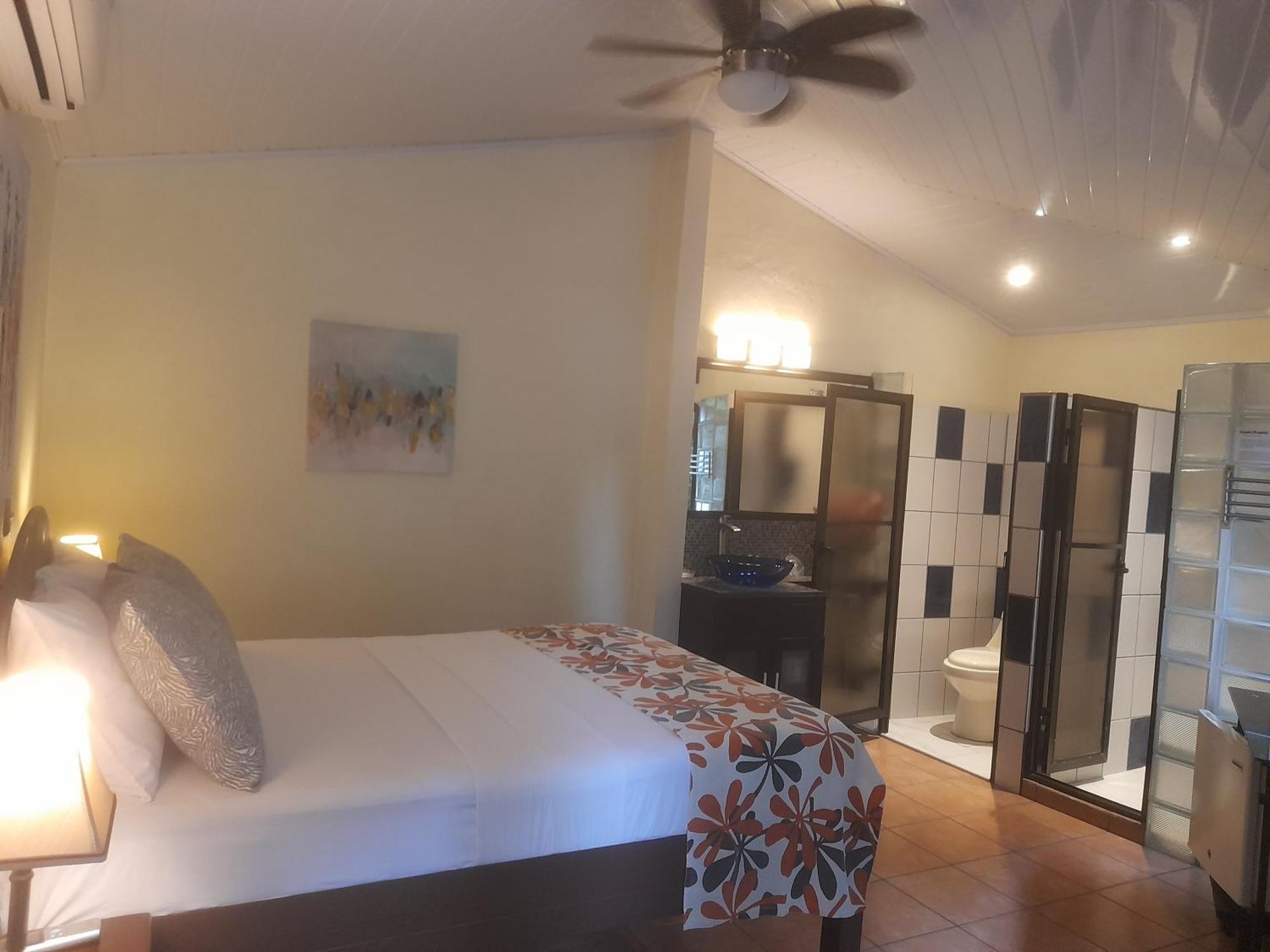 Coyaba Tropical Elegant Adult Guesthouse Manuel Antonio Εξωτερικό φωτογραφία